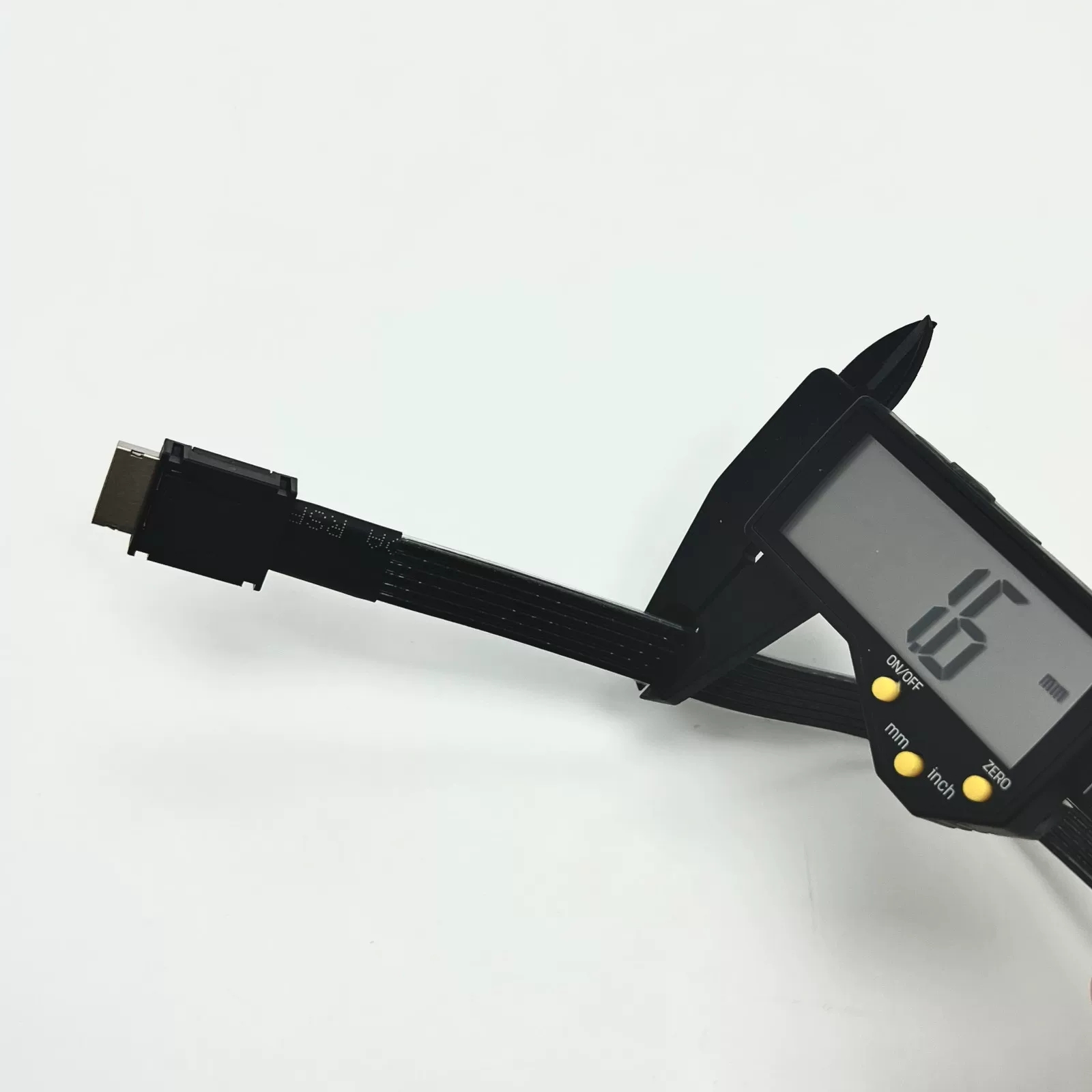 ADT-Link PCI-E 4.0 X4 SFF-8611 - Oculink Egpu Mini Pc review and price
